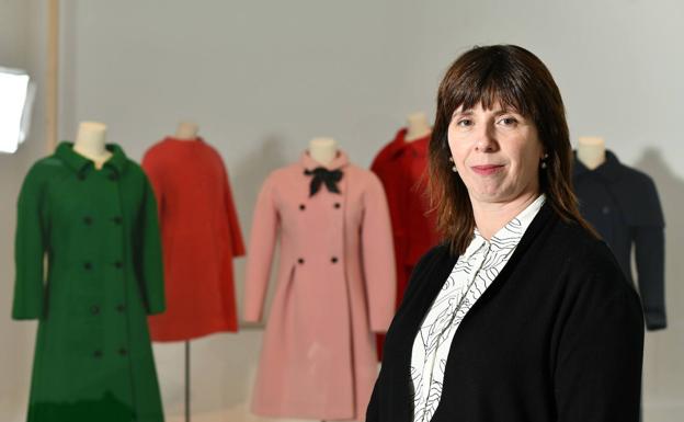 Miren Vives: «Mucha gente del mundo de la moda y el diseño llama 'peregrinar' a venir al museo Balenciaga»