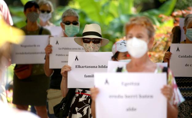 Los pensionistas vascos exigen que se investigue lo ocurrido en las residencias durante la pandemia del coronavirus