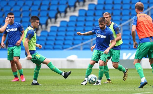 Imanol dibuja ya su primer once para jugar ante Osasuna