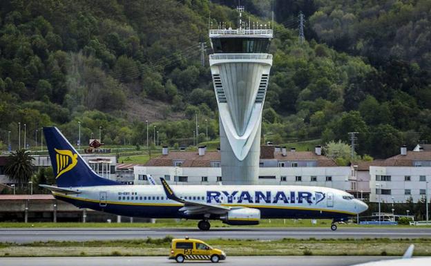 El Gobierno incluirá el aeropuertos de Bilbao como punto de entrada a España en la desescalada