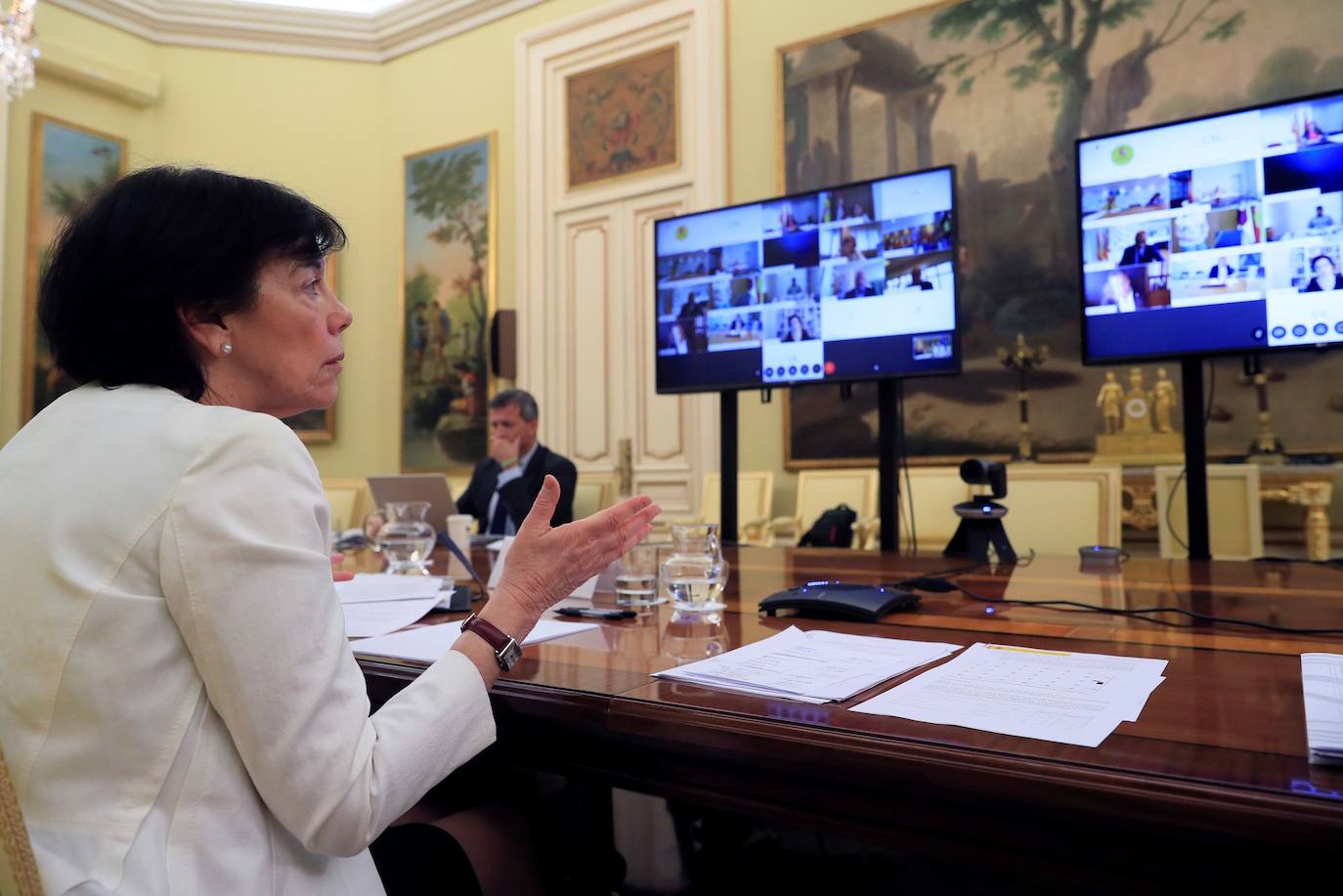 El Gobierno Vasco rechaza la propuesta de Celaá sobre la vuelta a las aulas
