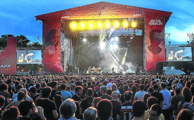 El Azkena Rock de Vitoria programa un festival virtual los días 19 y 20