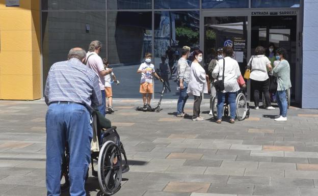 Primeras salidas en las residencias de mayores de Gipuzkoa