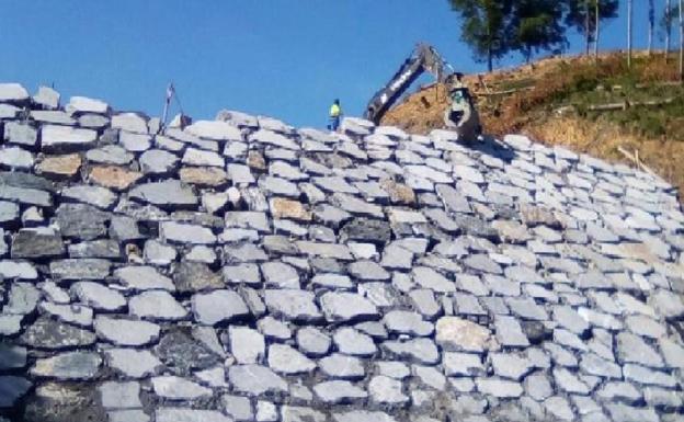 La AP-8 volverá a la normalidad cinco meses después del derrumbe del vertedero de Zaldibar
