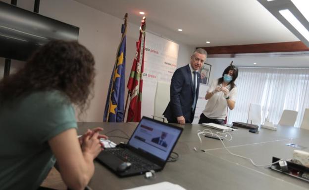 El PNV aprieta su «pulso» con Sánchez para que acepte elevar el margen de deuda vasco