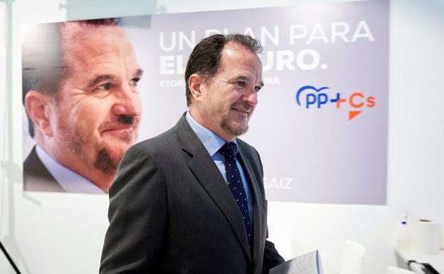 Iturgaiz y Feijóo cargan contra los nacionalismos y el mundo «happy» de Sánchez