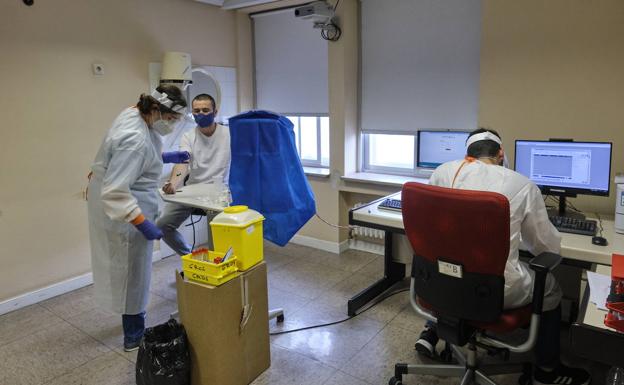 Gipuzkoa contiene sus focos y suma un nuevo positivo de Covid-19 en Irun, en una jornada sin fallecimientos