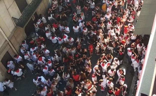 Aglomeraciones que elevan el riesgo de contagios