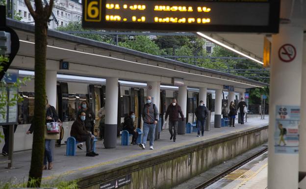 Euskotren recupera este fin de semana sus servicios nocturnos
