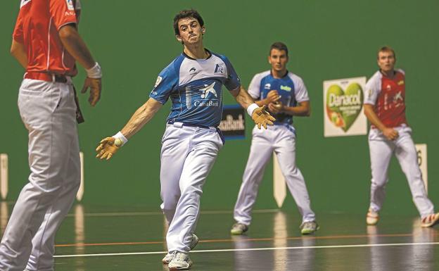 Y hasta Ander Imaz pegó un rebote...