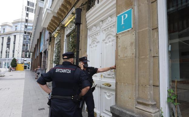 En libertad provisional la mujer que mató a su pareja de dos cuchilladas en Bilbao