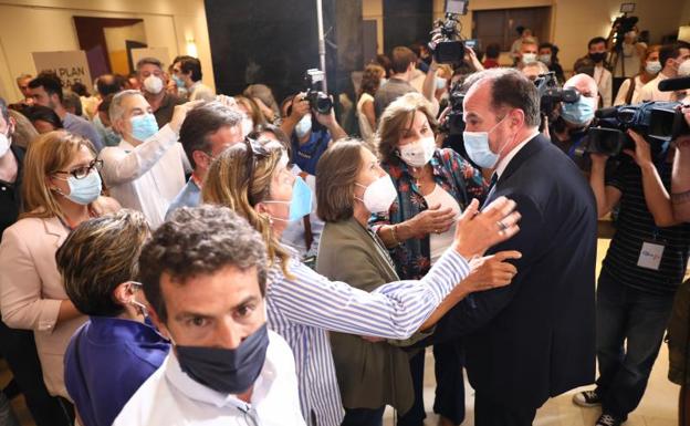 La fórmula PP+Cs no logra frenar la caída y reduce a 5 escaños su representación