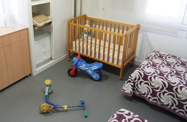 Una veintena de víctimas de maltrato y sus hijos pasan la pandemia en pisos de acogida de Gipuzkoa