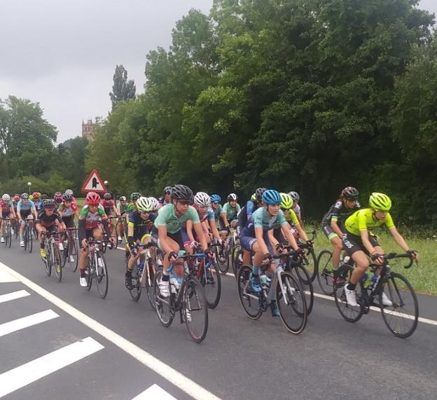 Nesken txirrindulari proba arrakastatsuak