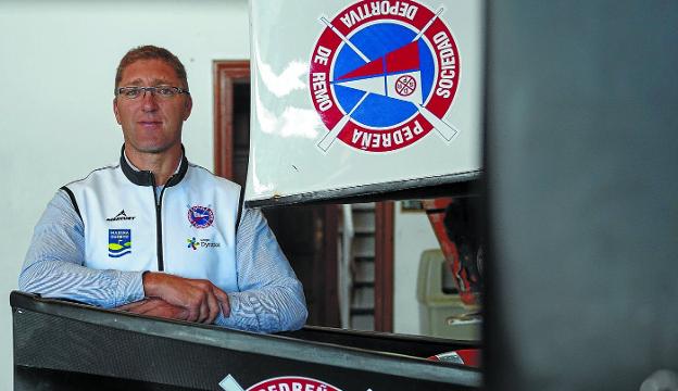 Joseba Fernández: «El objetivo es el play-off y no nos podemos despistar, los rivales están ahí»