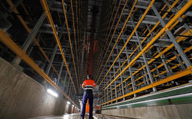 Papel Aralar apuntala su crecimiento con un nuevo almacén para 15.000 bobinas