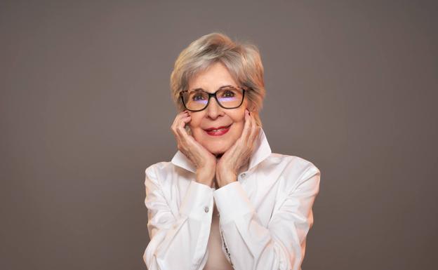 Concha Velasco: «Me sigue ilusionando todo porque sin ilusión no se puede vivir»