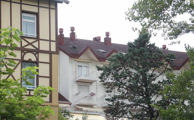 El Covid cierra seis centros de día y suspende las salidas en cinco residencias de Gipuzkoa