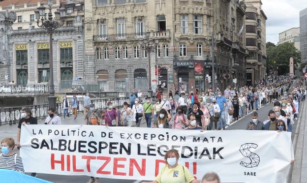 Una marcha exige cambios en la política penitenciaria «de excepción y venganza»