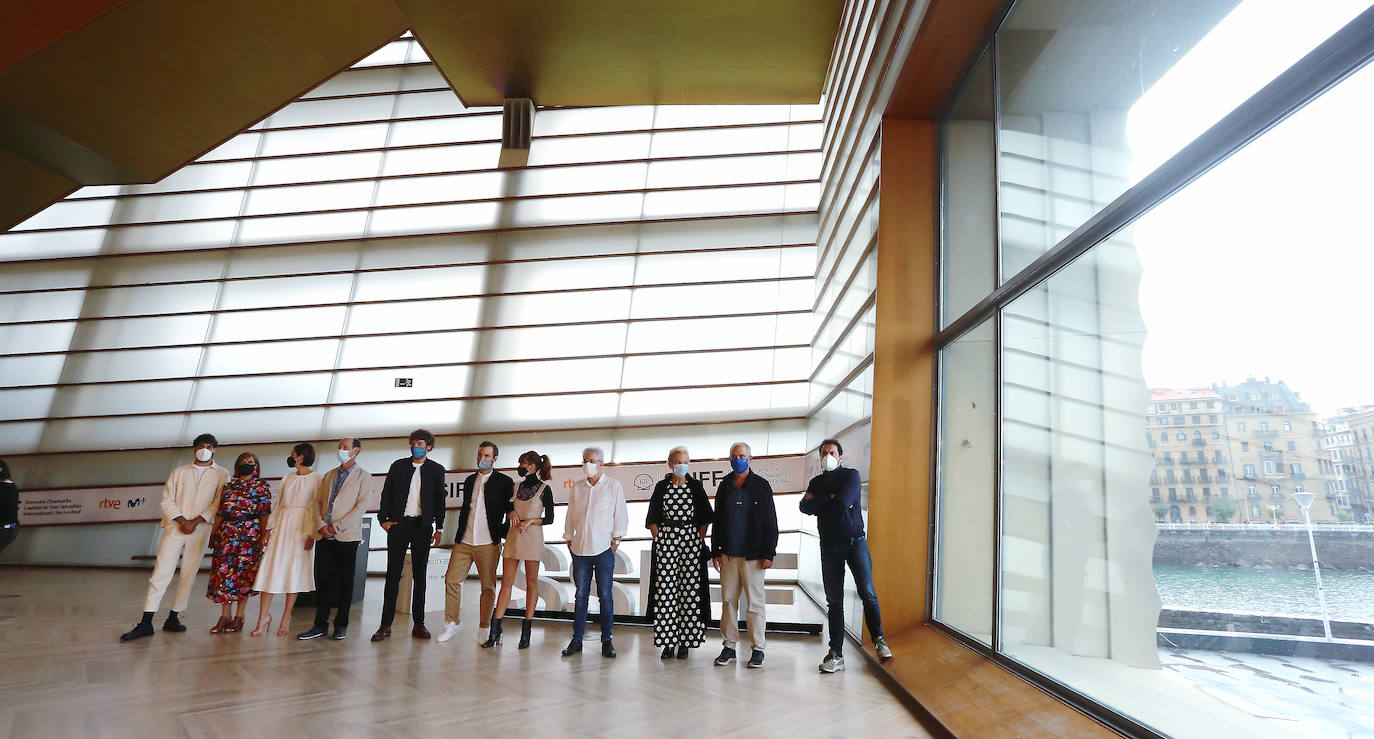 Photocall con el equipo de 'Patria'