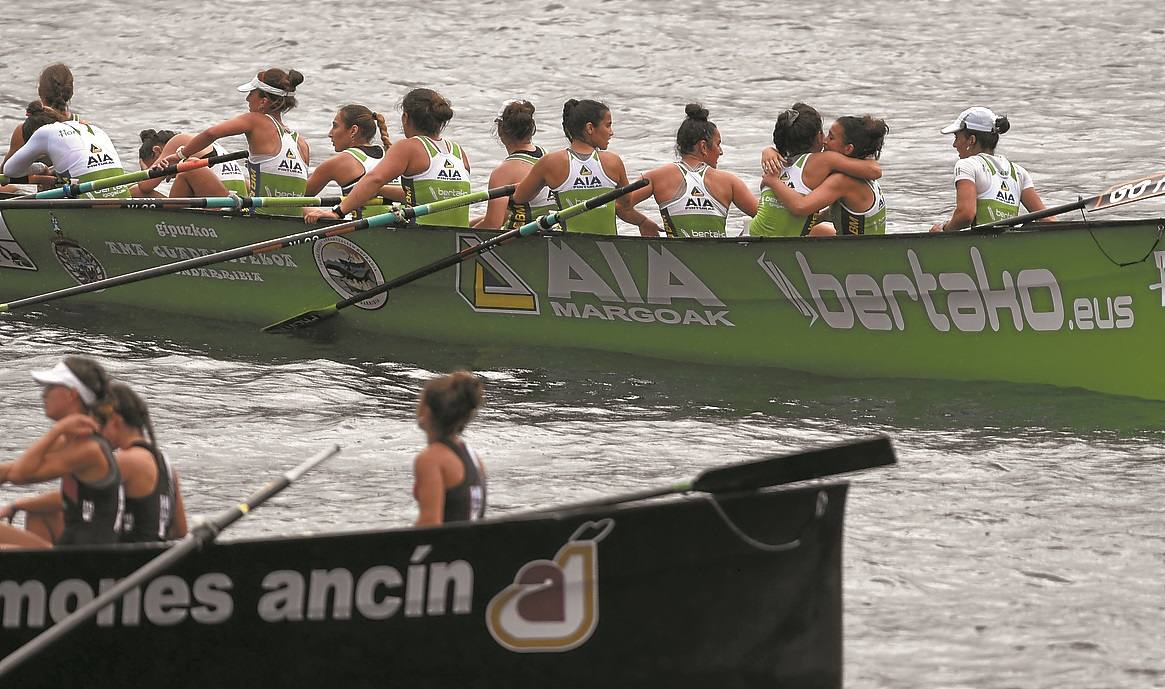 Tirán, Zarautz y Hondarribia golpean primero por muy poco