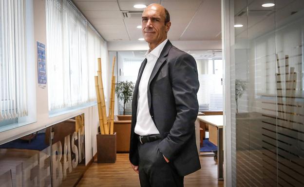Zubiaurre: «O se quedan menos trabajadores o se quedan todos con menor coste para la empresa»