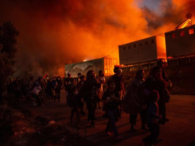 El Ayuntamiento de Aretxabaleta muestra su apoya a las personas refugiadas de Moria