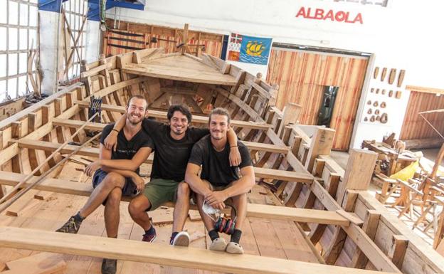 Los primeros carpinteros de ribera de Albaola