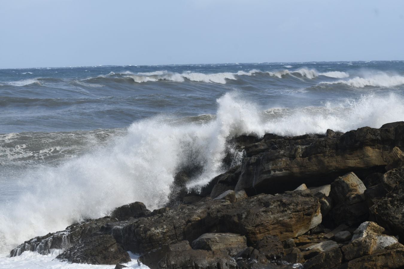 La borrasca 'Odette' exhibe su fuerza