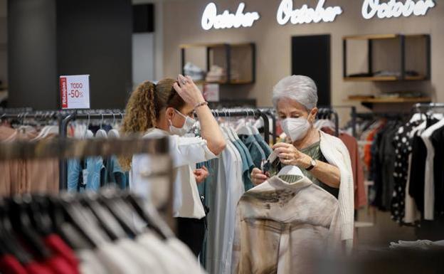 Los bonos de consumo en comercios, hostelería y turismo inyectarán 8,7 millones al sector en Euskadi