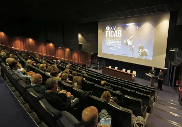 Desde 2014, el Aquarium de San Sebastián proyecta, si hay, los documentales de tema náutico del Ficab. / LOBO ALTUNA