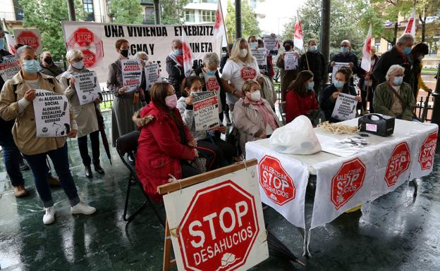Alokabide realojará a doce familias de los pisos sociales de Sagastialde en Hernani