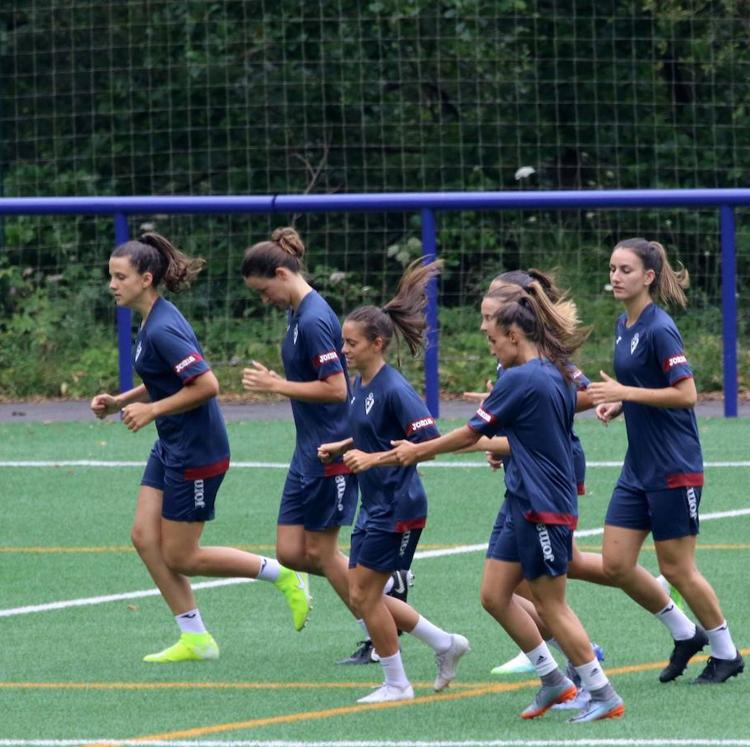 Las eibarresas confían en arañar un buen resultado en el complicado campo del Levante