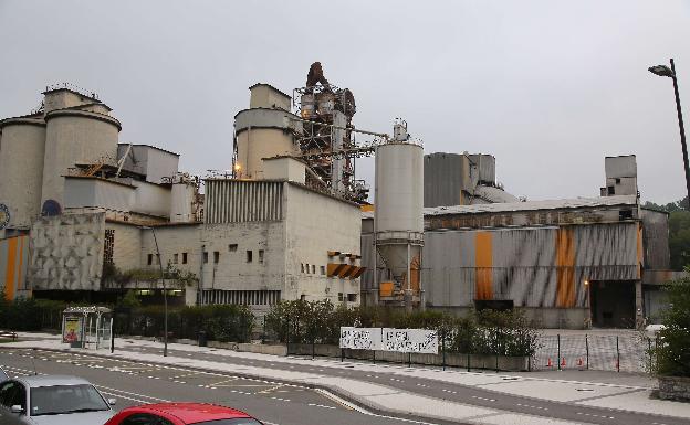 Retirado el ERTE de las plantas de Cementos Rezola de Añorga, Arrigorriaga y Málaga