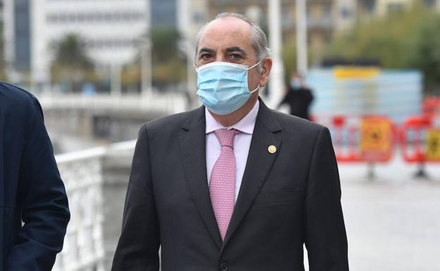 «Si el tren es el futuro hay que hacer apuestas; son obras costosas pero servirán para generaciones»