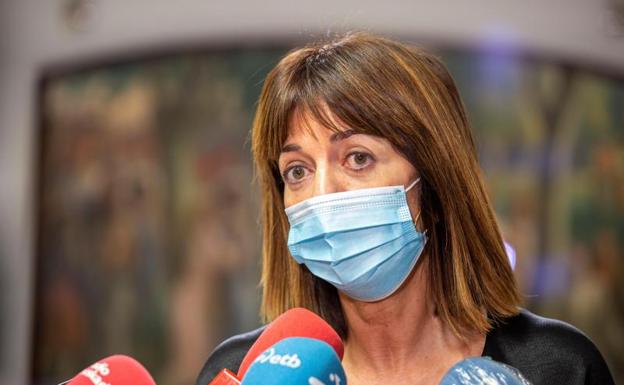 Mendia reivindica el papel del Estatuto en la lucha contra la pandemia y destaca que «está más vivo que nunca»