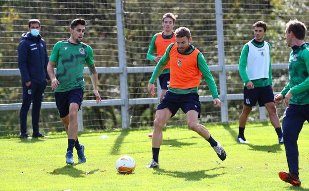 Merquelanz se acerca a una convocatoria e Illarramendi ya es uno más en Zubieta