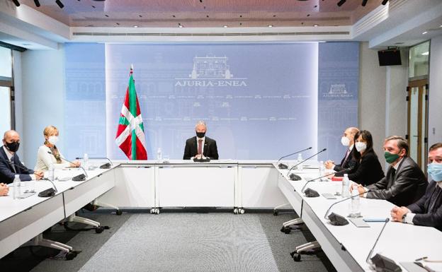 Confebask traslada a Urkullu el compromiso para salir reforzados de la crisis