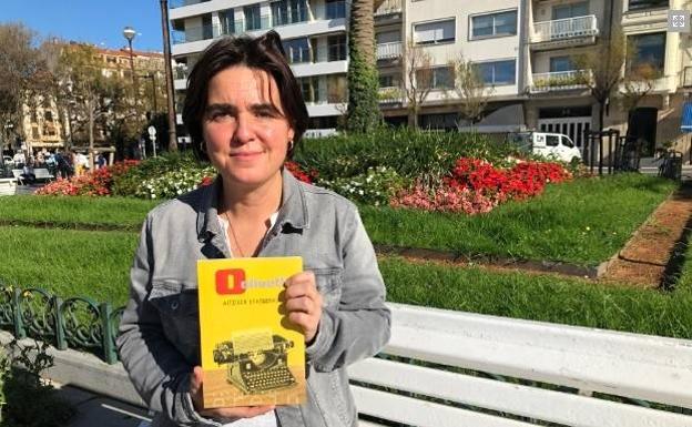 'Olivetti', amarik gabe hazitako alaba bat, amaren urratsen bila