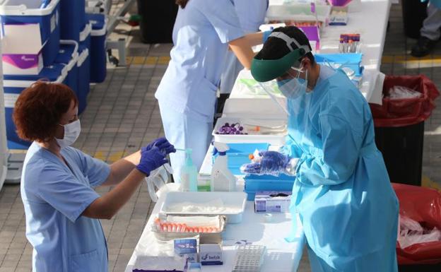 La incidencia baja de los 1.000 casos en Gipuzkoa por primera vez en tres semanas