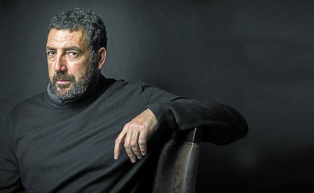 Calparsoro rueda un thriller para Netflix con Álex Monner y Carlos Bardem