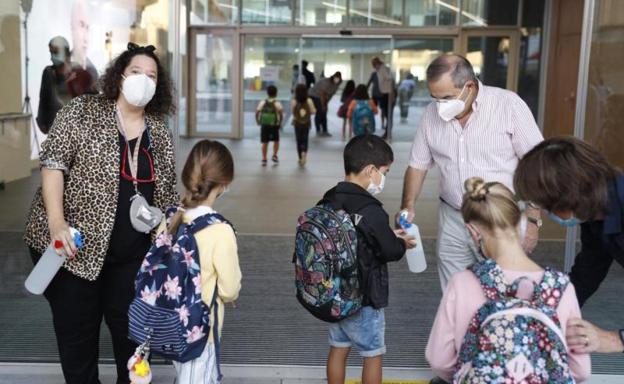 Educación destina 36,7 millones para los gastos de los centros concertados originados por el Covid