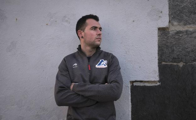 Erik Jaka: «Si no llega a ser por la huelga, ni siquiera habría jugado el Manomanista»