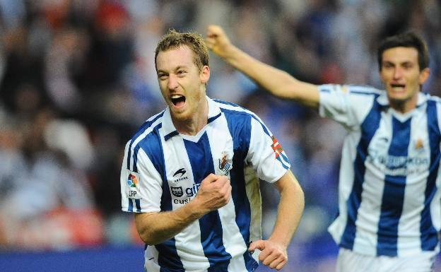 Doce años del debut de Zurutuza y siete de Zaldua en la Real Sociedad
