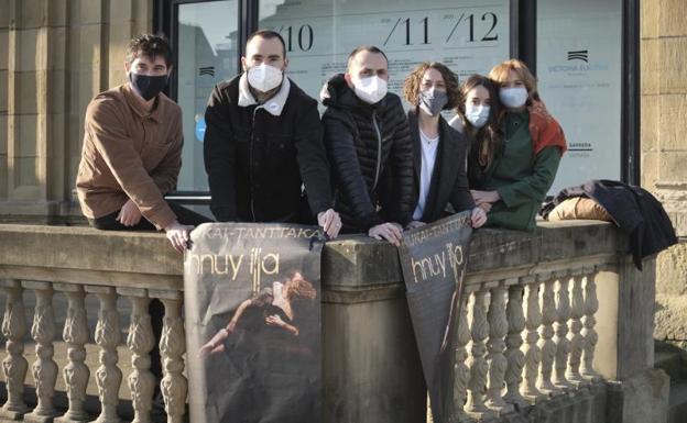 Kukai recupera su reivindicación de la poesía de Sarrionandia