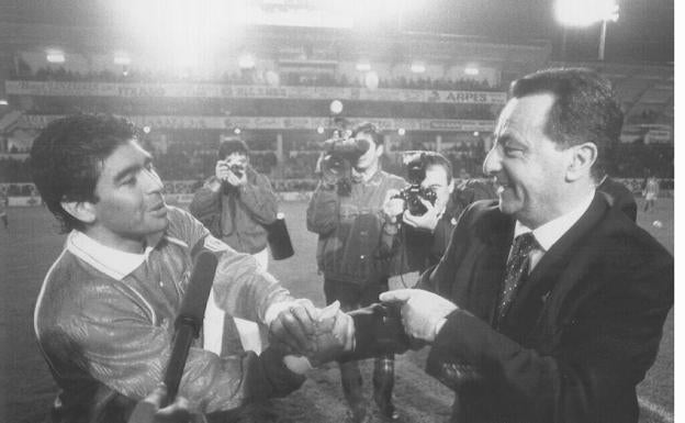 Maradona esperaba a la Real Sociedad en aquella final de la UEFA de 1989