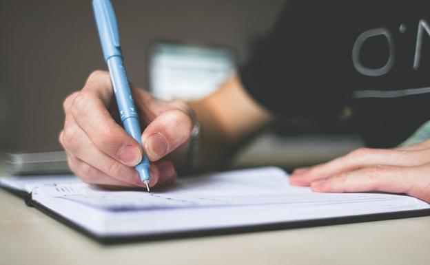 El Gobierno Vasco pide a los alumnos que estas Navidades se queden en casa y «dediquen tiempo a la lectura»