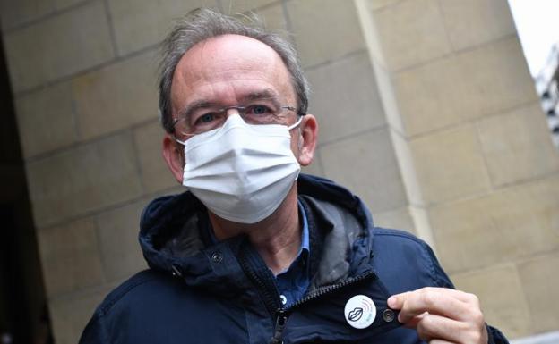 Kike Amonarriz: «Sin saber euskera se puede hacer mucho»