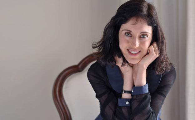 Irene Vallejo: «La máquina puede mejorar, pero no innovar»