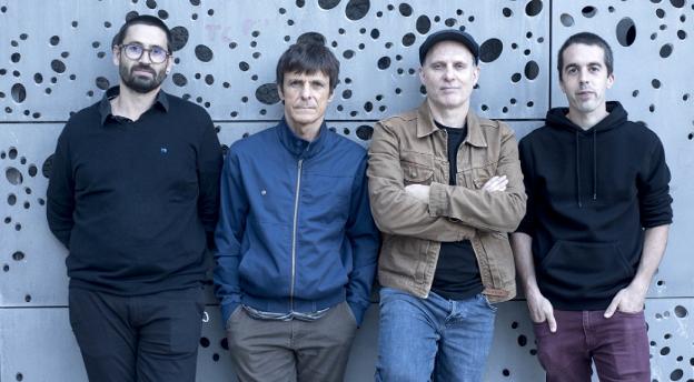 Xabier Lete, homenajeado a través de sus canciones y su vínculo con el bertsolarismo